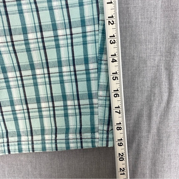Columbia Plaid Bermuda Shorts Sz 8P 100% Cotton Teal Turqoise Plaid 5 Pockets - Picture 11 of 12
